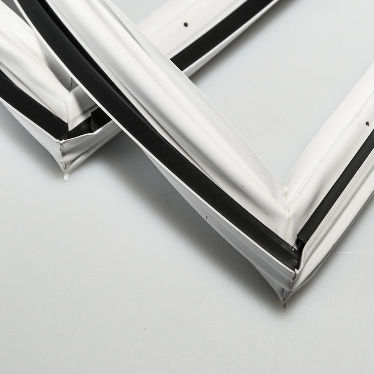 WHIRLPOOL W10860480 GASKET-FIP (GENUINE OEM PART)